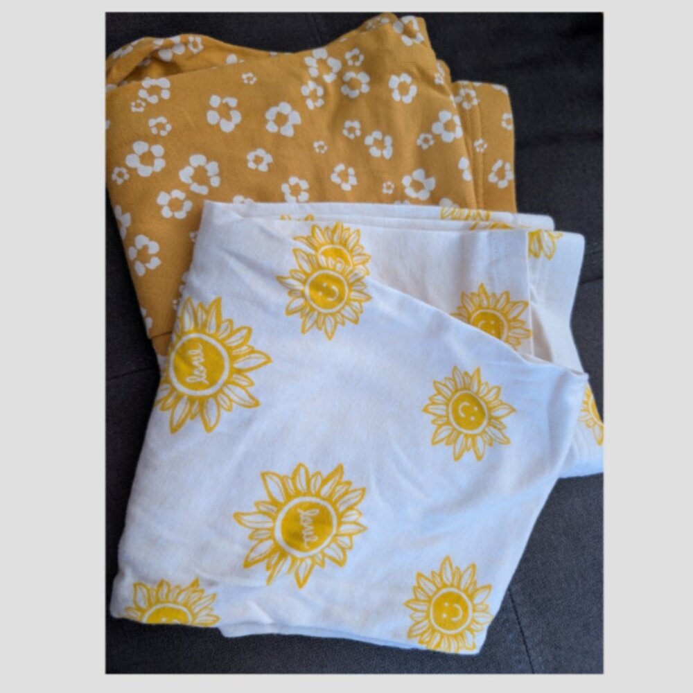 Cute Trendy Pair of Mustard and White Girls Tights Leggings